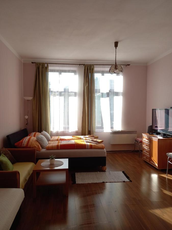 Apartman Marsik Náchod Eksteriør billede