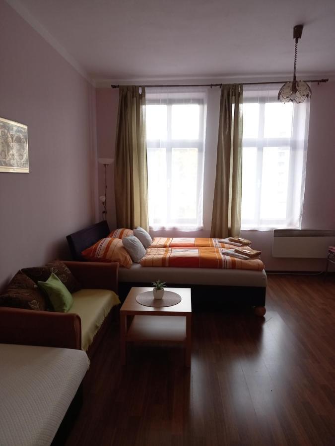 Apartman Marsik Náchod Eksteriør billede
