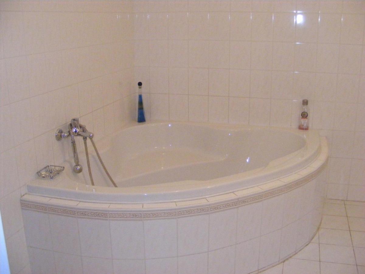 Apartman Marsik Náchod Eksteriør billede